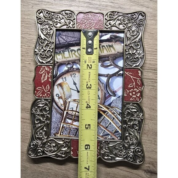 Vintage Ornate Floral Metal & Red Scroll Photo Frame 5.5"x3.5" - Picture 8 of 8